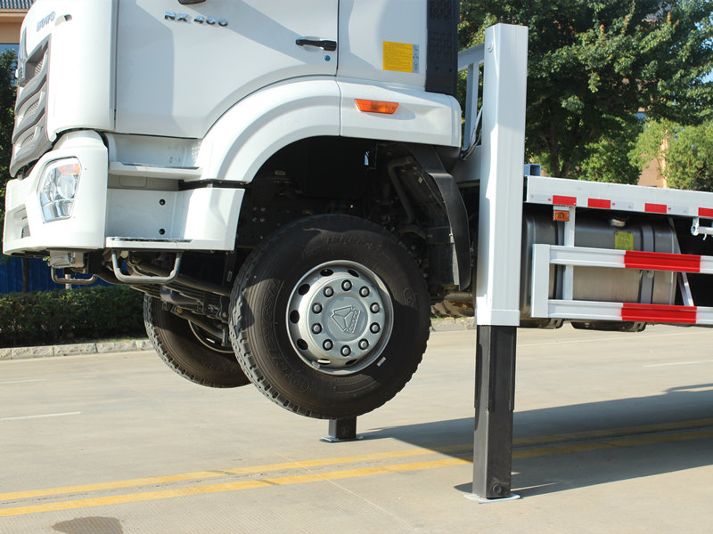 HOWO excavator trasnportation truck for sale