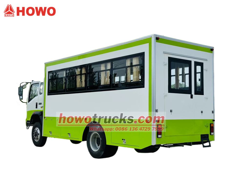 HOWO 4X4 Military Troops Carrier Vehicle