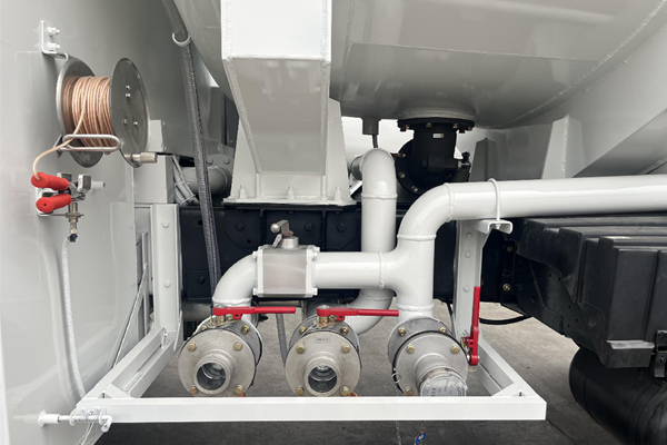 Inlet and outlet valve with Antistatic belt