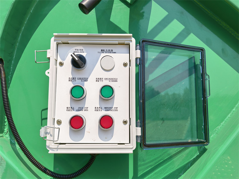 HOWO garbage compactor truck