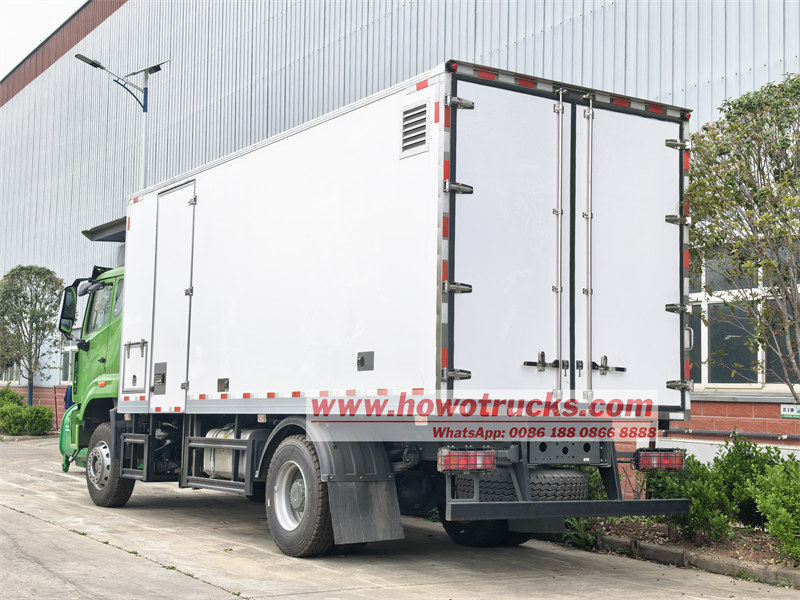 SINOTRUK HOWO cargo truck for export
