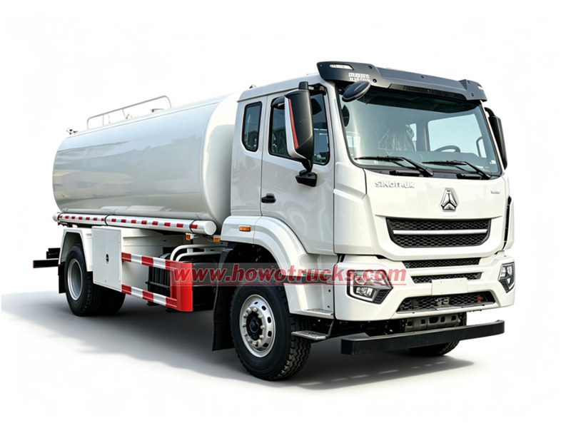 HOWO M7 4x2 water truck